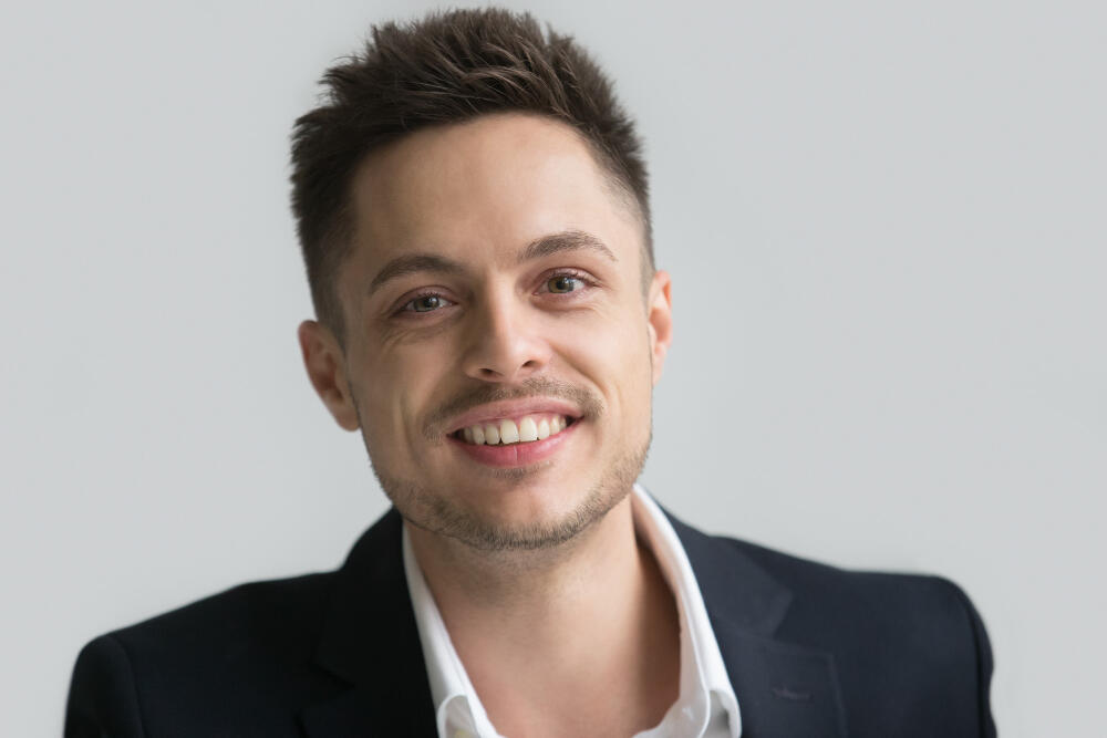 Mike R.